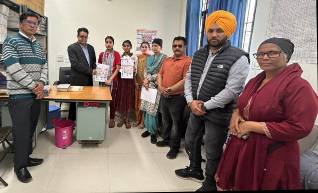 You are currently viewing ਸੀ.ਐਚ.ਸੀ. ਭੂੰਗਾ ਵਿਖੇ ਐਚ.ਪੀ.ਵੀ ਟੀਕਾਕਰਣ ਦੀ ਸ਼ੁਰੂਆਤ : ਡਾ. ਸੁਦੇਸ਼ ਰਾਜਨ