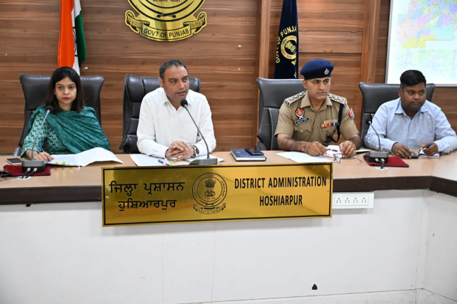 You are currently viewing ਸਹਾਇਕ ਕਮਿਸ਼ਨਰ ਵੱਲੋਂ ਸਿਵਲ ਡਿਫੈਂਸ ਬਲੈਕਆਊਟ ਮੌਕ ਡ੍ਰਿਲ ਐਕਸਰਸਾਈਜ਼ ਦੀਆਂ ਤਿਆਰੀਆਂ ਦਾ ਜਾਇਜ਼ਾ