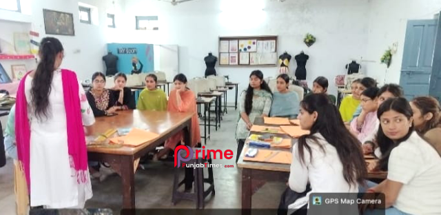 ਖ਼ਾਲਸਾ ਕਾਲਜ ਦੇ ਫੈਸ਼ਨ ਡਿਜ਼ਾਇਨਿੰਗ ਵਿਭਾਗ ਵੱਲੋਂ ‘ਪੀਅਰ ਸਟਿੱਚ ਵਰਕਸ਼ਾਪ’ ਦਾ ਆਯੋਜਨ