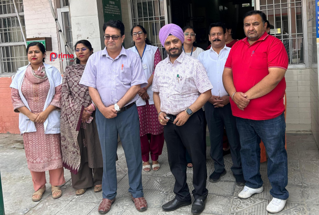 You are currently viewing ਡਾਇਰੈਕਟਰ, ਪੰਜਾਬ ਹੈਲਥ ਸਿਸਟਮ ਕਾਰਪੋਰੇਸ਼ਨ ਵੱਲੋਂ ਸੀ.ਐਚ.ਸੀ ਭੂੰਗਾ ਦੀ ਅਚਨਚੇਤ ਕੀਤੀ ਚੈਕਿੰਗ