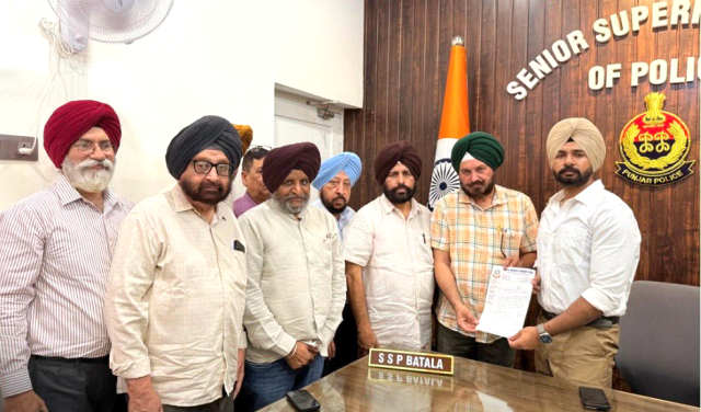 ਡਾਕਟਰਾਂ ਨੇ SSP ਡਾ. ਮਹਿਤਾਬ ਸਿੰਘ ਨਾਲ ਕੀਤੀ ਮੁਲਾਕਾਤ, ਹਸਪਤਾਲਾਂ ਦੀ ਸੁਰੱਖਿਆ ਮਜ਼ਬੂਤ ਕਰਨ ਦੀ ਕੀਤੀ ਮੰਗ