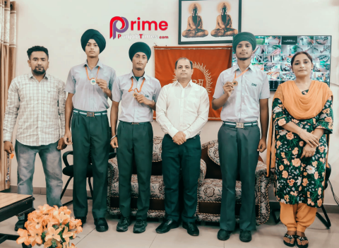 You are currently viewing ਗੜ੍ਹਦੀਵਾਲਾ ਜ਼ੋਨ ਵਾਲੀਬਾਲ ਟੀਮ ਨੇ ਜ਼ਿਲ੍ਹਾ ਪੱਧਰੀ ਟੂਰਨਾਮੈਂਟ ‘ਚ ਹਾਸਲ ਕੀਤਾ ਪਹਿਲਾ ਸਥਾਨ, DAV ਪਬਲਿਕ ਸਕੂਲ ਦੇ ਦੋ ਖਿਡਾਰੀਆਂ ਦੀ ਸਟੇਟ ਪੱਧਰ ਲਈ ਹੋਈ ਚੋਣ 