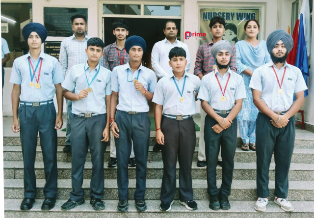 You are currently viewing ਪੰਜਾਬ ਸਕੂਲ ਖੇਡਾਂ ਦੇ ਜ਼ੋਨਲ ਪੱਧਰੀ ਅਥਲੈਟਿਕਸ ਮੁਕਾਬਲਿਆਂ ‘ਚ DAV ਸਕੂਲ ਦੇ ਵਿਦਿਆਰਥੀਆਂ ਨੇ ਮਾਰੀਆਂ ਮੱਲਾਂ