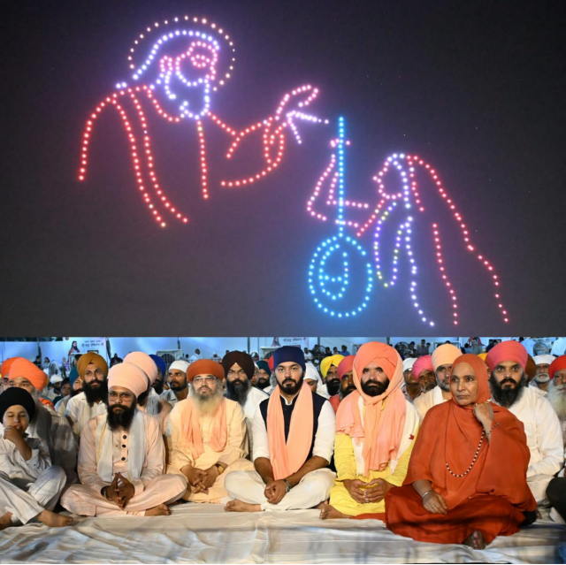 ਪੰਜਾਬ ਸਰਕਾਰ ਨੇ ਐਸ.ਜੀ.ਜੀ.ਐਸ. ਖਾਲਸਾ ਕਾਲਜ, ਮਾਹਿਲਪੁਰ ਵਿਖੇ ਕਰਵਾਇਆ ਸ਼ਾਨਦਾਰ ਡਰੋਨ ਸ਼ੋਅ