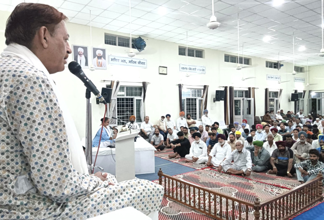 You are currently viewing ਗੁਰਸਿੱਖ ਹਰ ਅਵਸਥਾ ਚ ਇਕ ਸਮਾਨ ਜੀਵਨ ਜਿਉਂਦਾ ਹੈ : ਮਹਾਤਮਾ ਰੌਸ਼ਨ ਦਿਹਲਵੀ